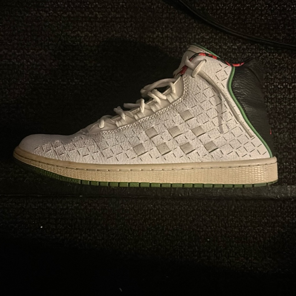 Air Jordan Illusions,(rare).  White, black, Green.